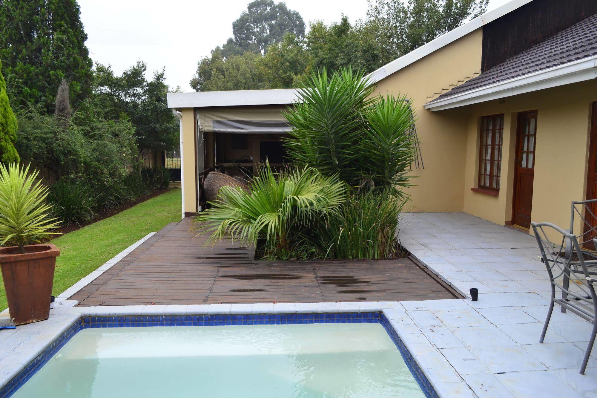 Morulana Guest House Kempton Park Exterior photo